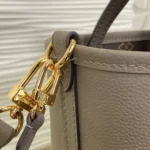 Louis Vuitton Neverfull Bandouliere Inside Out BB M12099 - Image 9